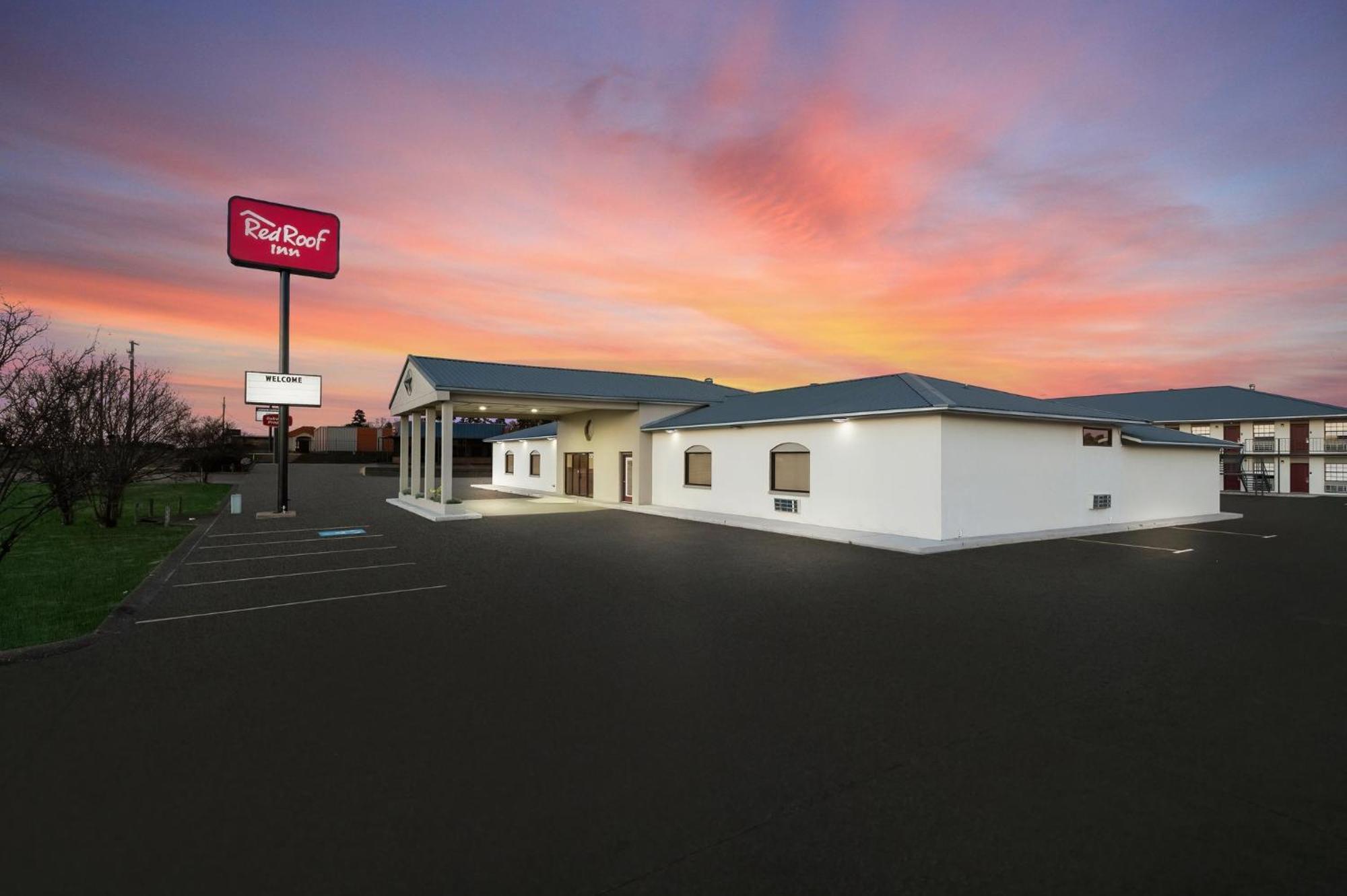 Red Roof Inn Nacogdoches Buitenkant foto